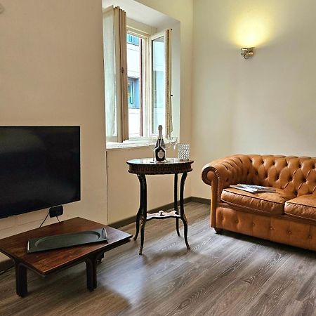 Heart Of Brera Apartment Milan Bagian luar foto