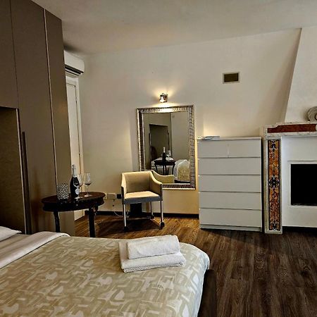 Heart Of Brera Apartment Milan Bagian luar foto